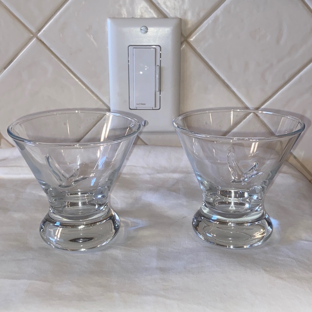 Like new Elegant Glass GREY GOOSE VODKA STEMLESS MARTINI Cocktail Glass Set of 2